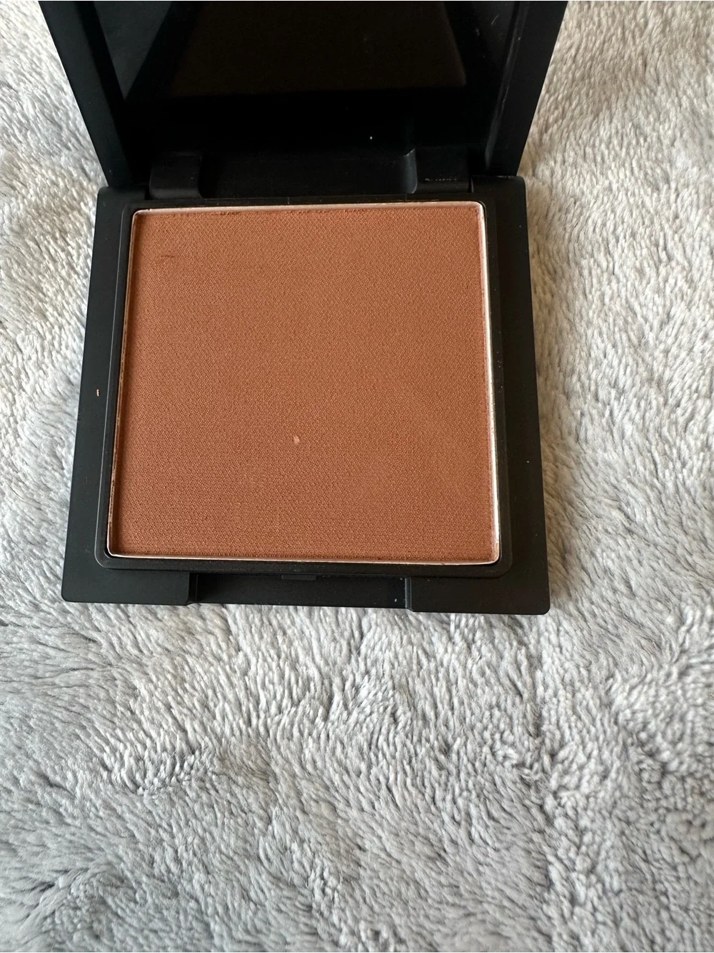 Defiance Beauty & Laritzy Bronzer + Shimmer Duo — Warm Brown